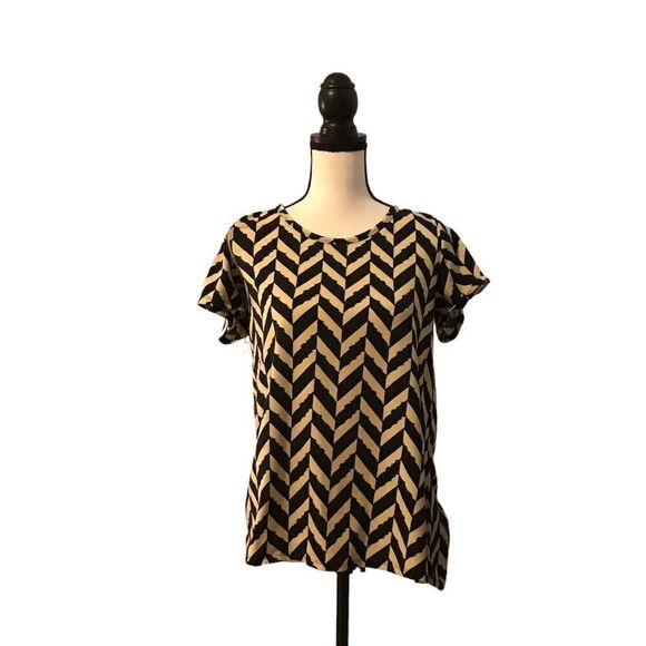 WOMEN’S LULAROE SIZE MEDIUM TOP! - Picture 1 of 11